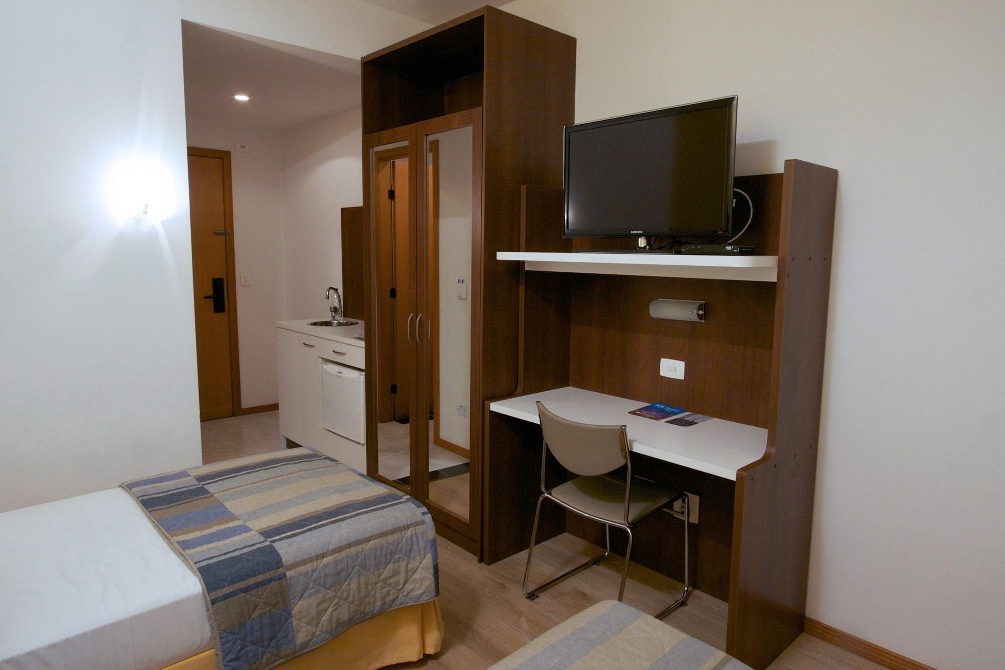 Hotel Bristol Centro Civico Curitiba